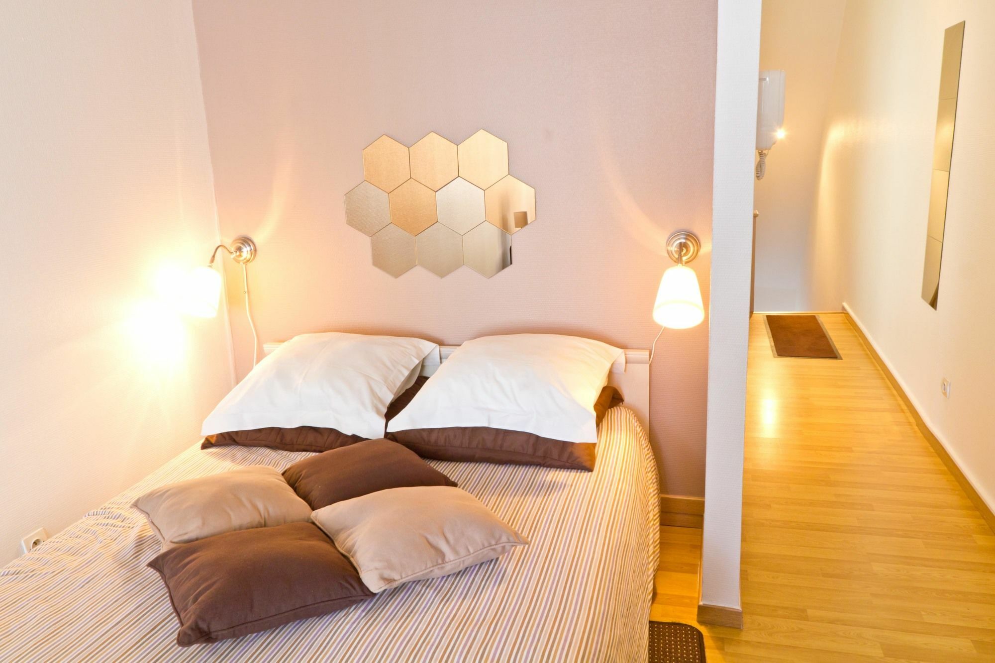 Noella'S Suite Lille Luaran gambar